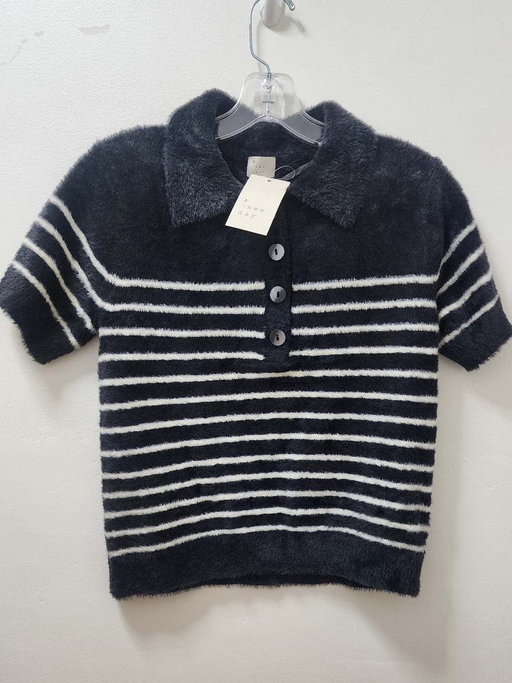 A NEW DAY BLACK FUZZY POLO SHORT SLEEVE TOP STRIPED TARGET XS NWT